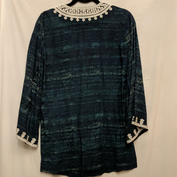 Irving & Fine blue and white embroidered tunic. - Picture 4 of 5